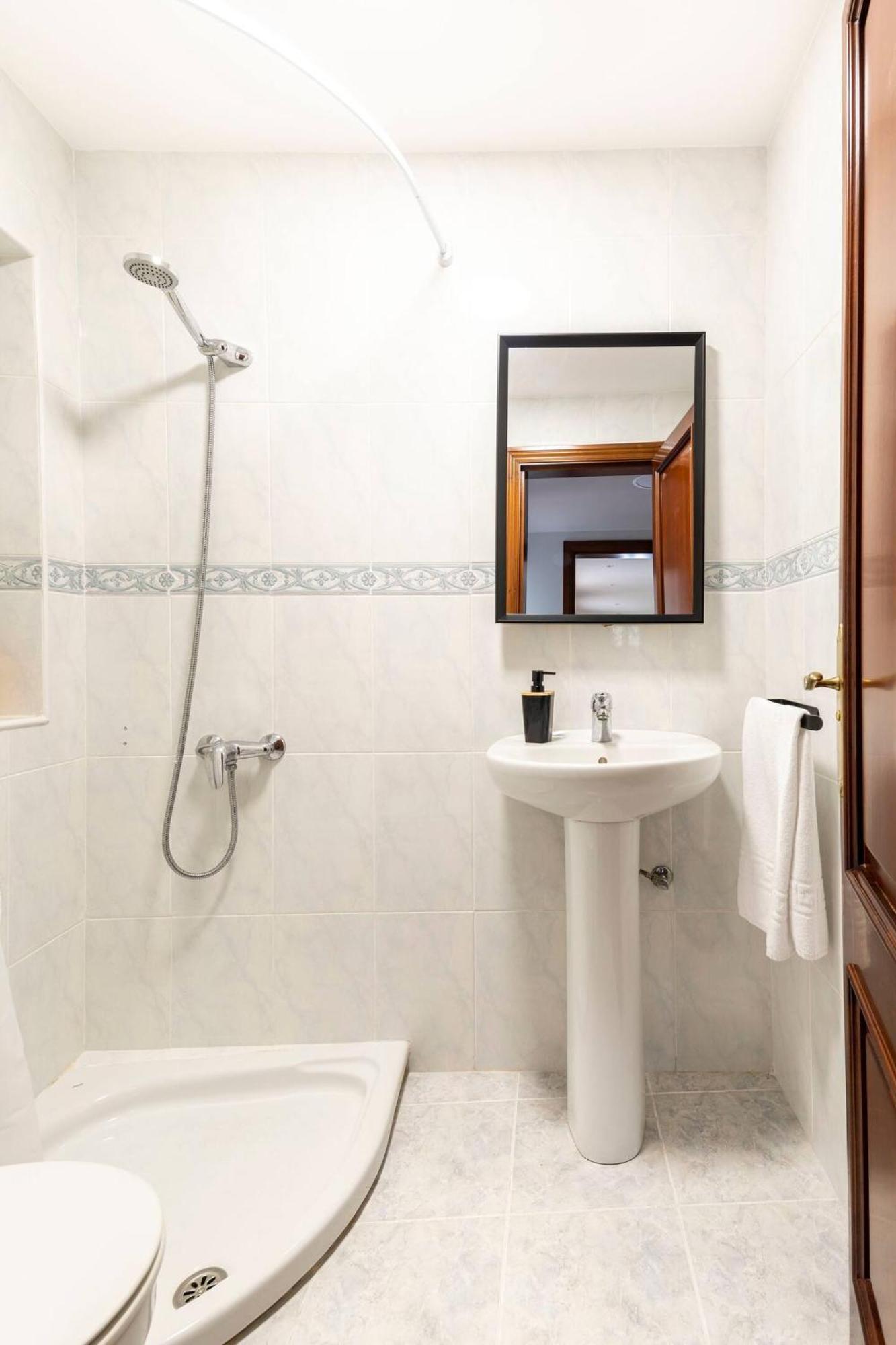 Villa Galihost - Casa Con Enorme Jardin En Cambados Esterno foto