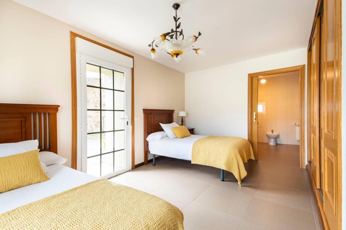 Villa Galihost - Casa Con Enorme Jardin En Cambados Esterno foto