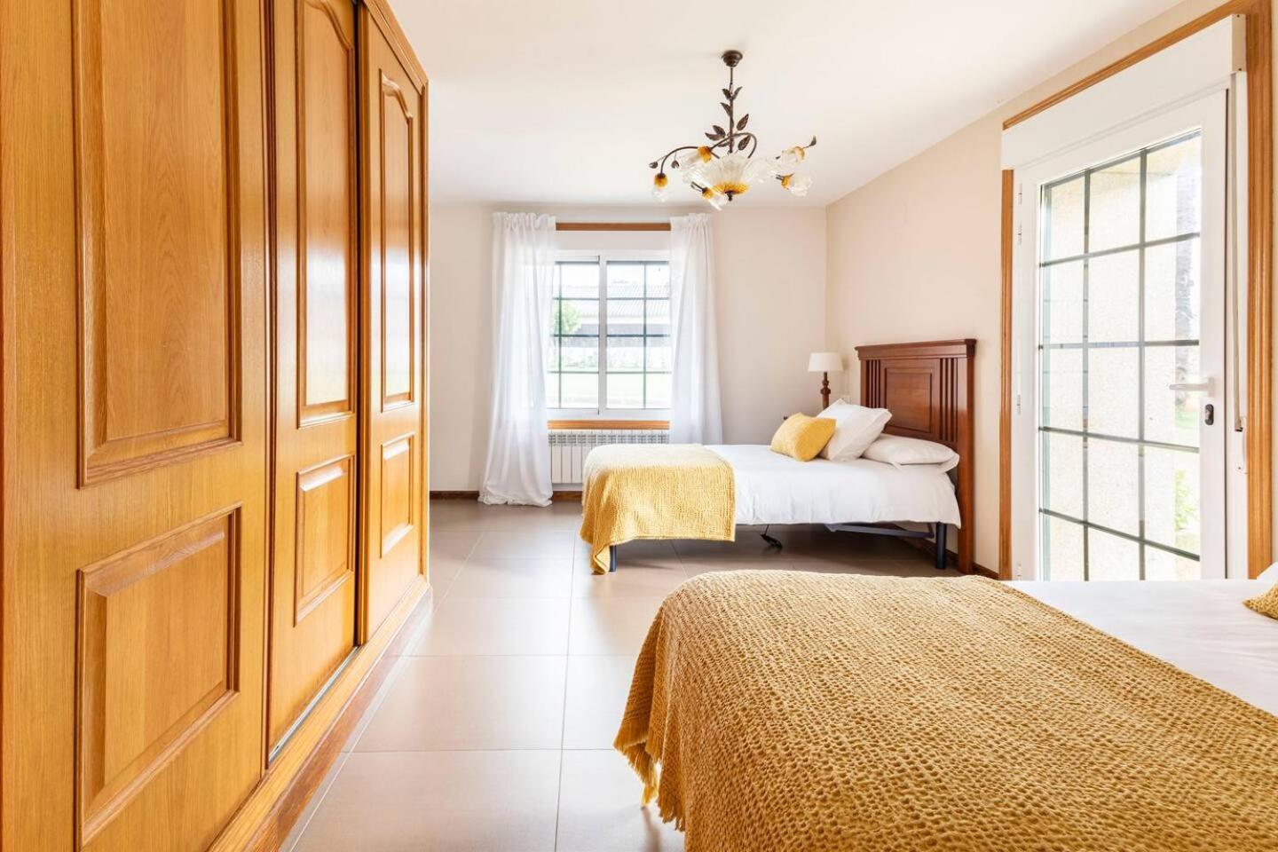 Villa Galihost - Casa Con Enorme Jardin En Cambados Esterno foto