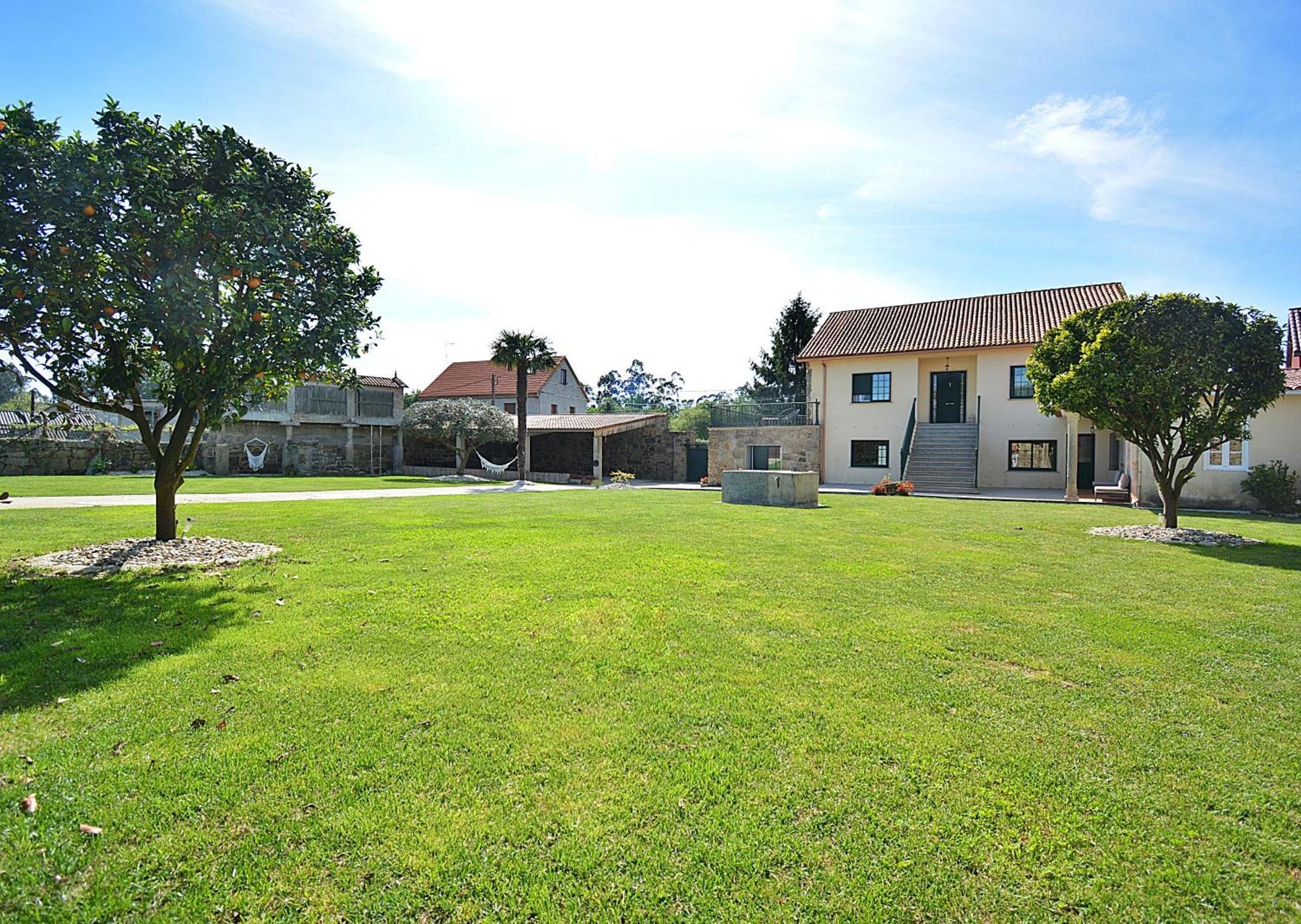 Villa Galihost - Casa Con Enorme Jardin En Cambados Esterno foto