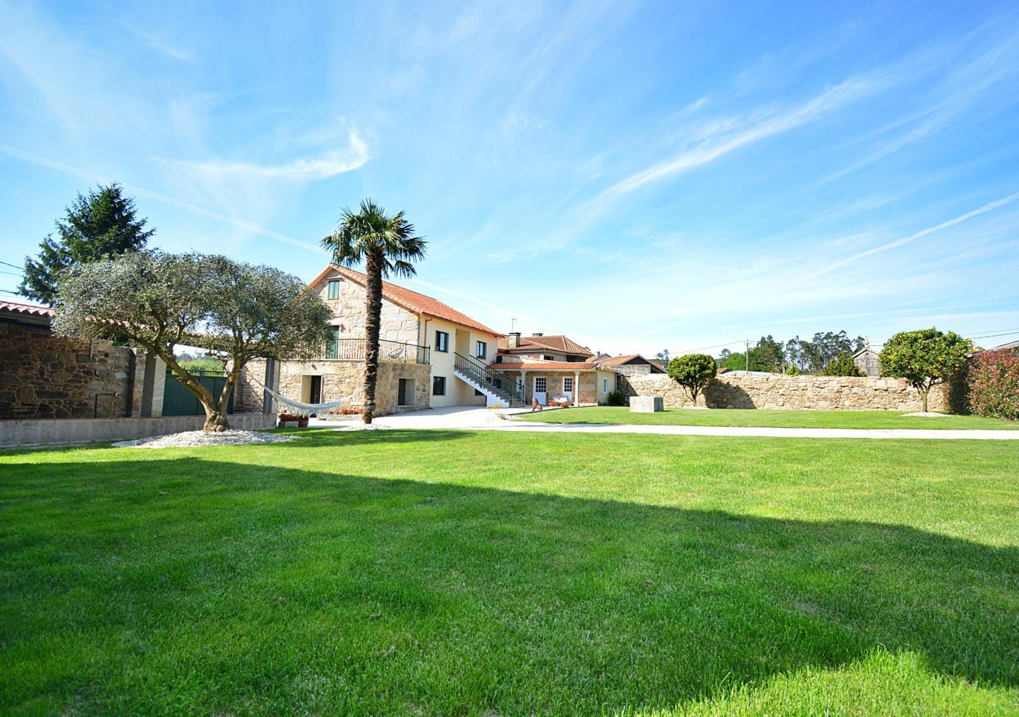 Villa Galihost - Casa Con Enorme Jardin En Cambados Esterno foto